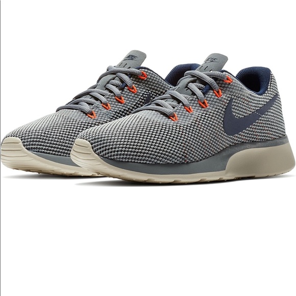 NWT Nike Tanjun Racer Cool Grey WMNS - Picture 8 of 8